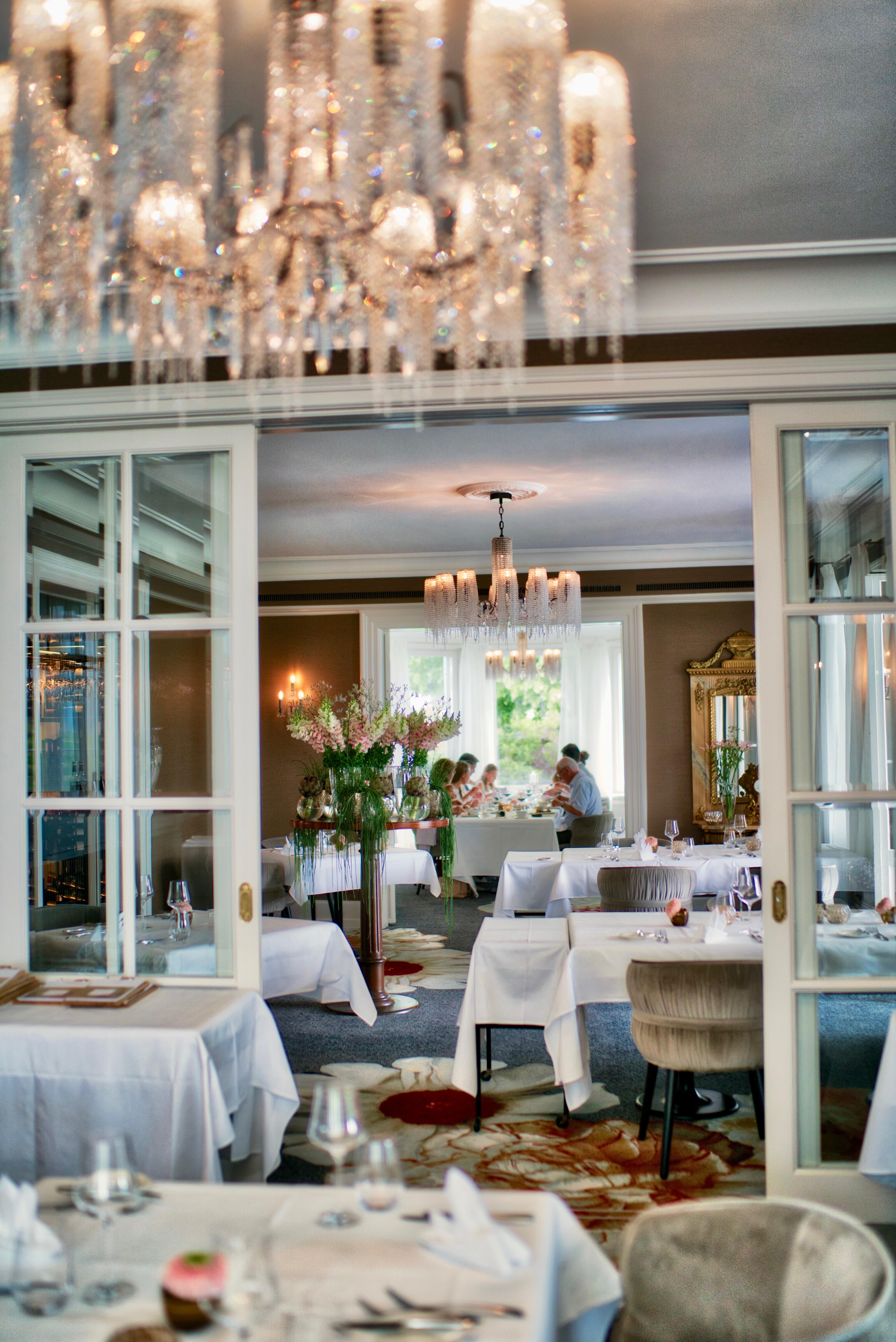 Hotel Schweizerhof Luzern Ngoại thất bức ảnh Restaurant "Le Grand Véfour"